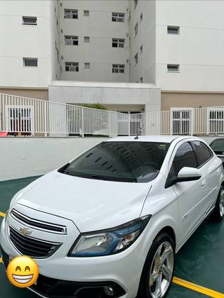 CHEVROLET ONIX 1.4 MPFI EFFECT 8V FLEX 4P AUTOMÁTICO
